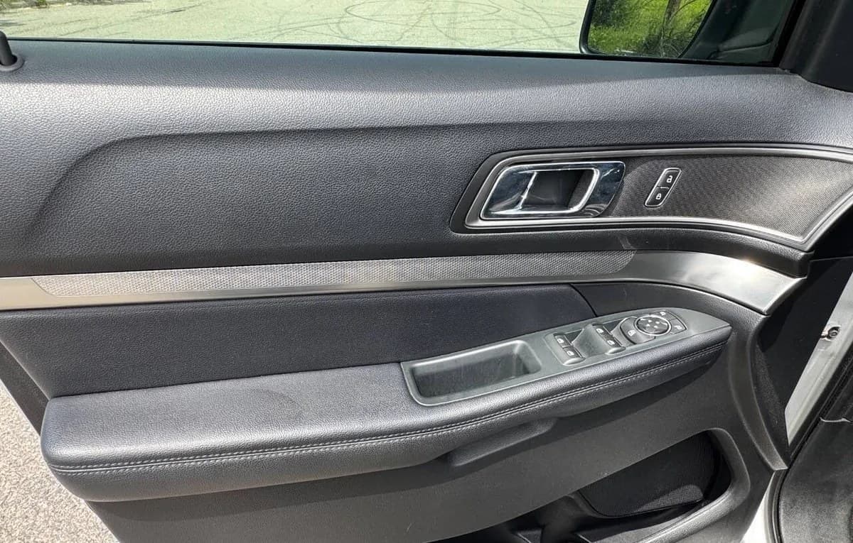 2018 FORD EXPLORER XLT 5