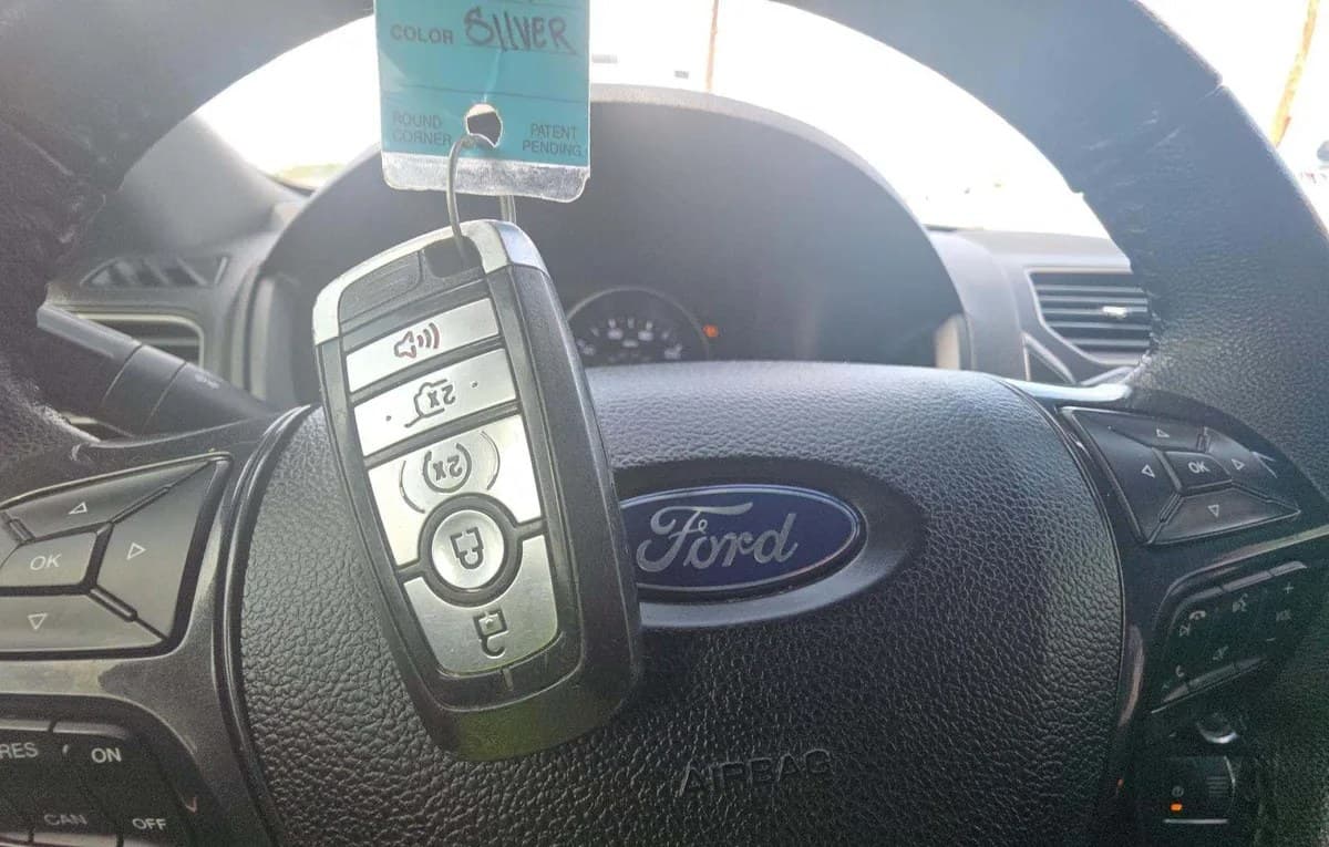 2019 FORD EXPLORER XLT 5