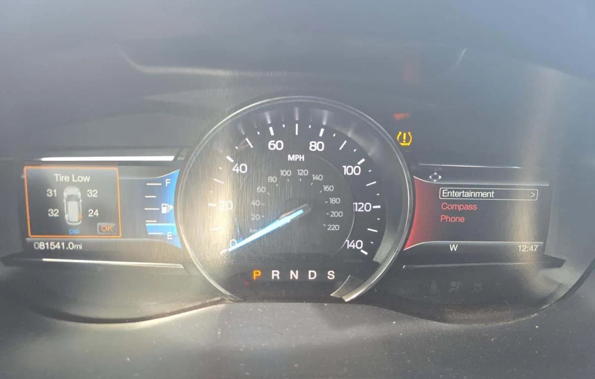 2019 FORD EXPLORER XLT 6