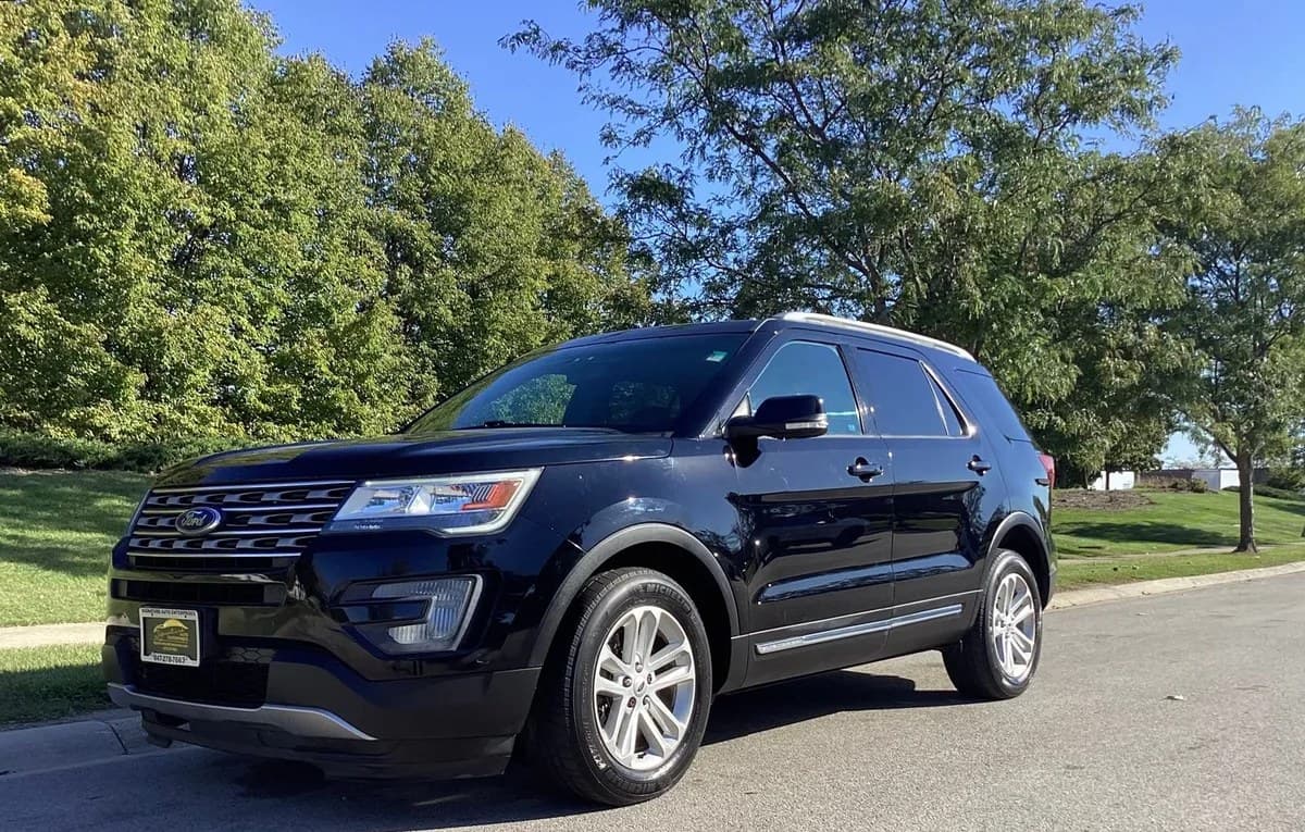 2017 FORD EXPLORER XLT 2