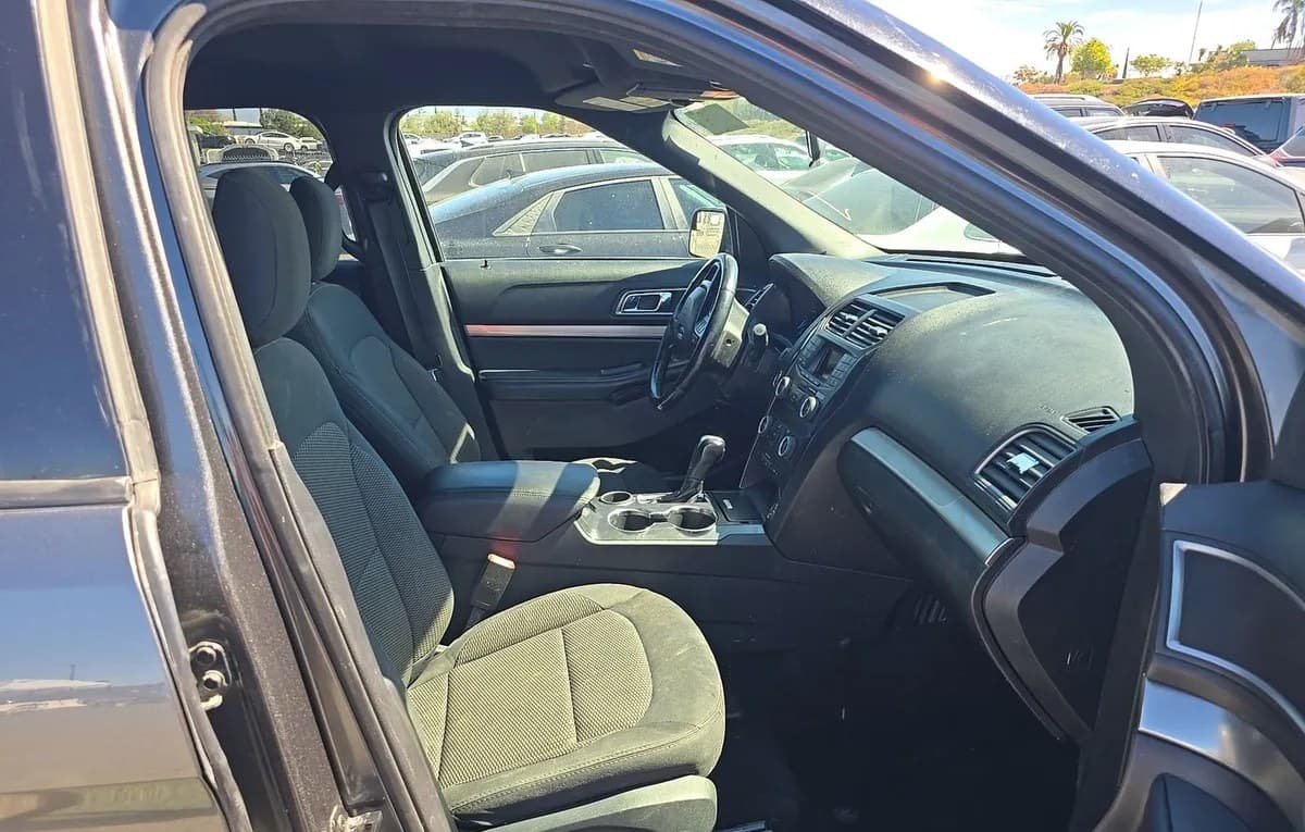 2019 FORD EXPLORER XLT 5