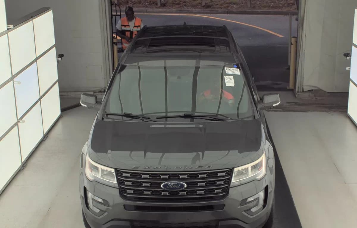 2017 FORD EXPLORER XLT 2