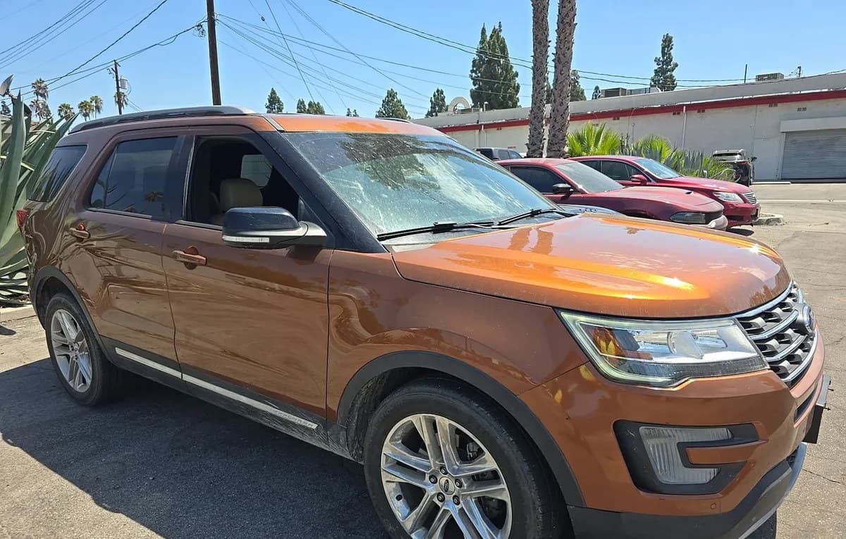 2017 FORD EXPLORER XLT 4