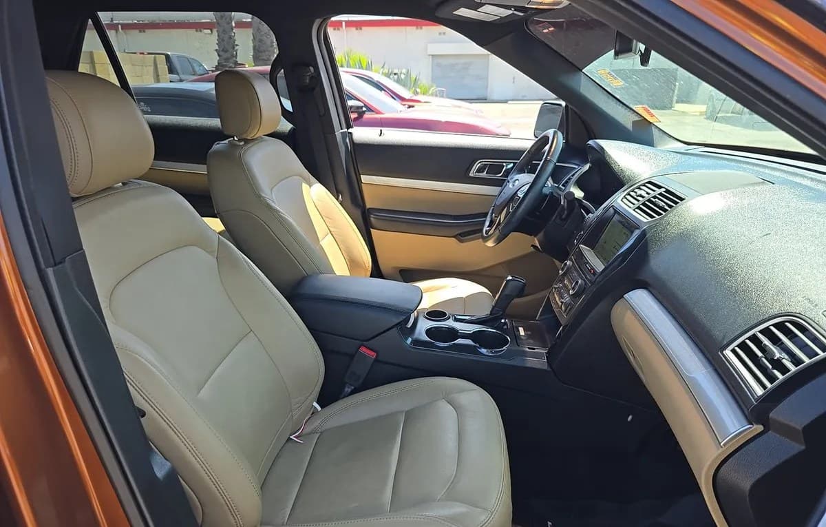2017 FORD EXPLORER XLT 5