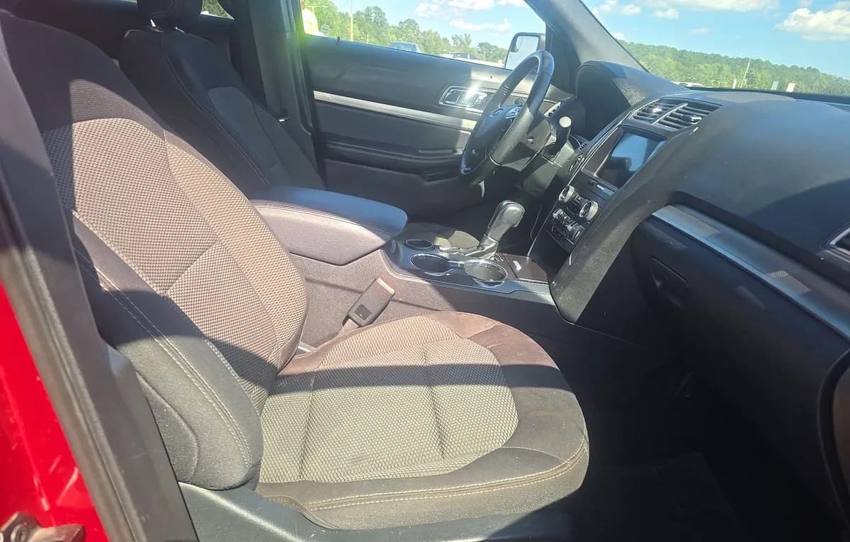 2018 FORD EXPLORER XLT 5