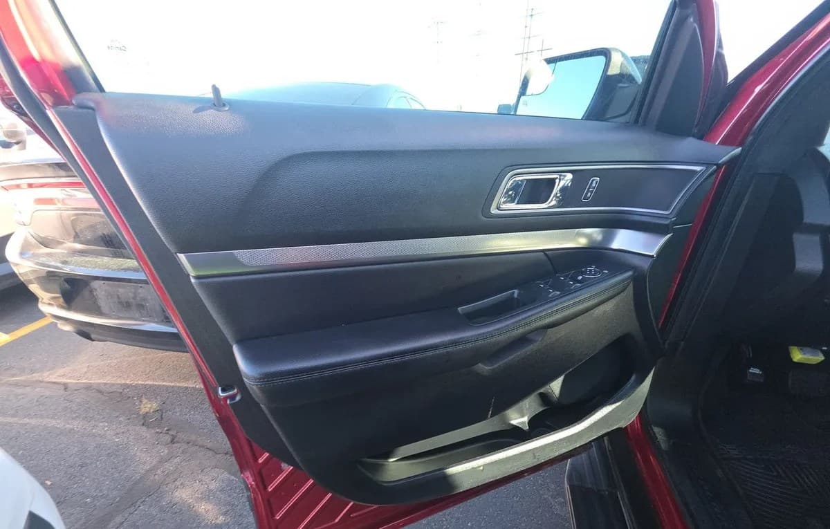 2018 FORD EXPLORER XLT 6