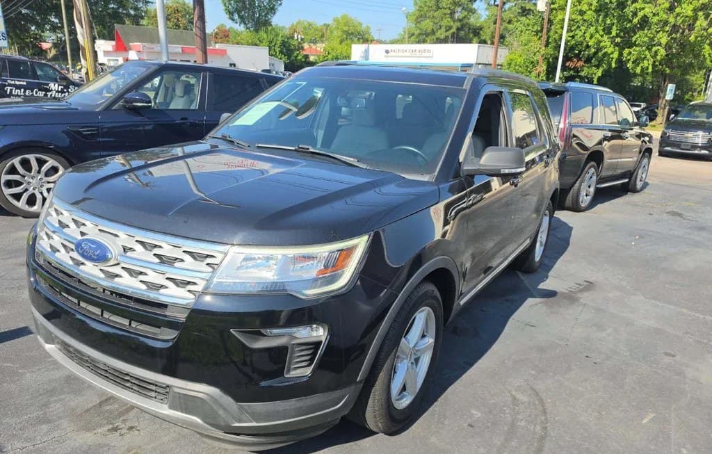 2019 FORD EXPLORER XLT 1