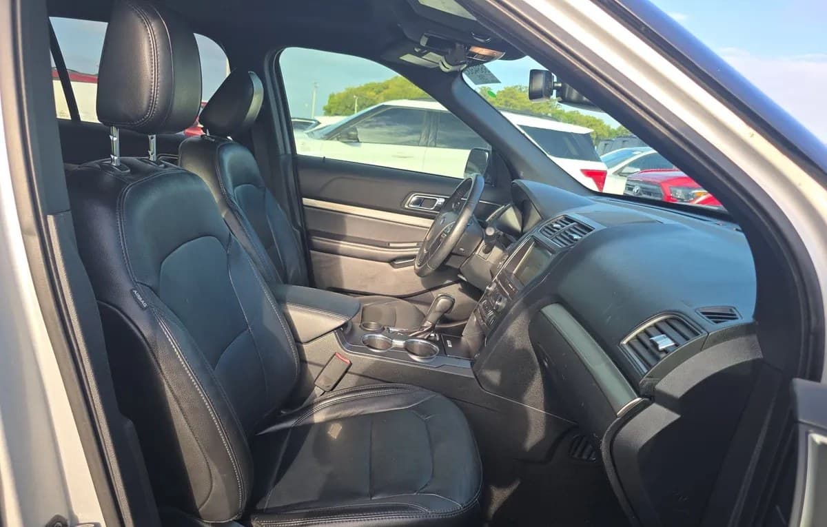 2018 FORD EXPLORER XLT 5