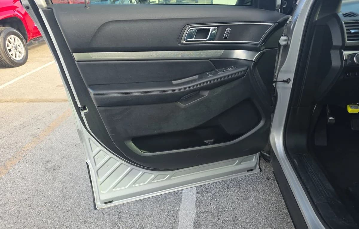2018 FORD EXPLORER XLT 6