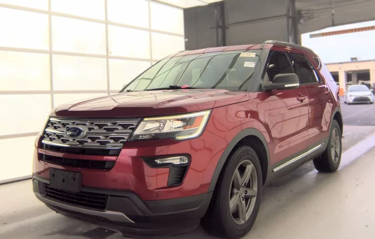 2019 FORD EXPLORER XLT 2