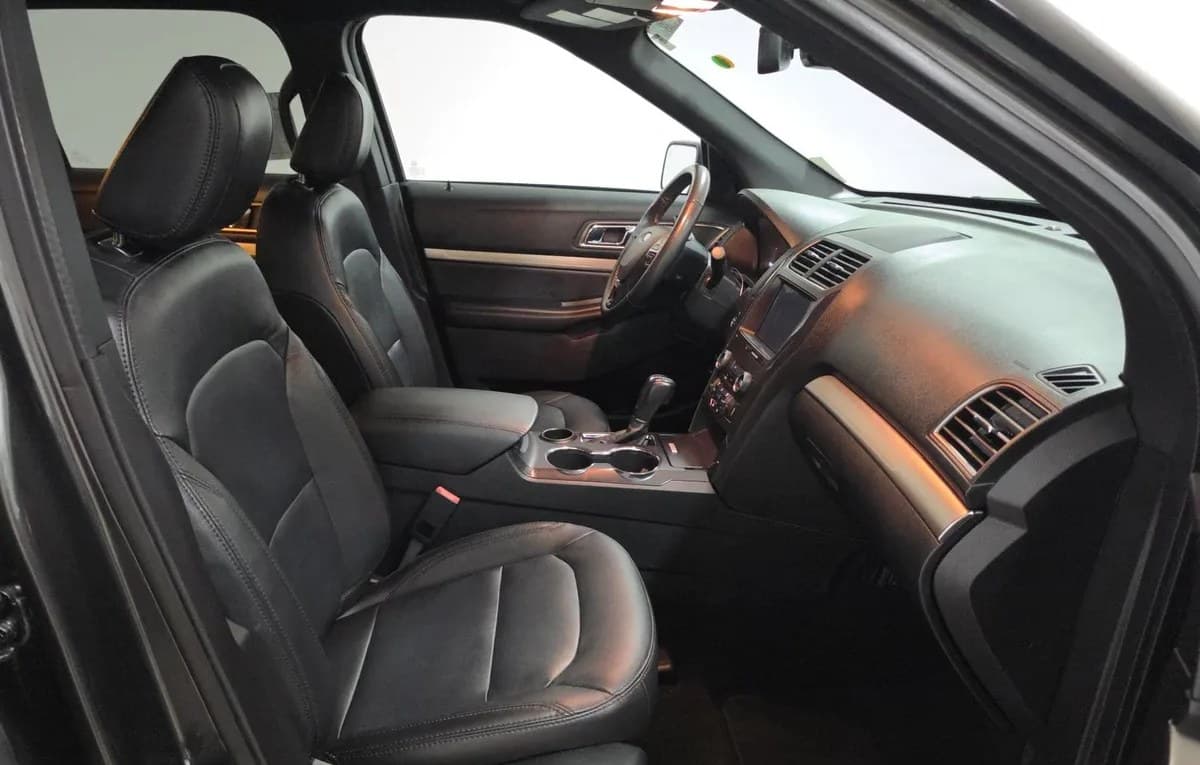 2018 FORD EXPLORER XLT 5