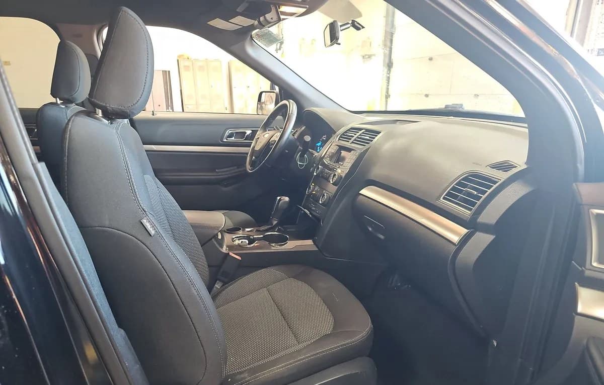 2019 FORD EXPLORER XLT 5
