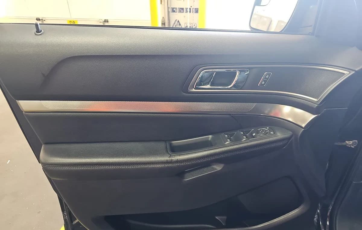 2019 FORD EXPLORER XLT 6
