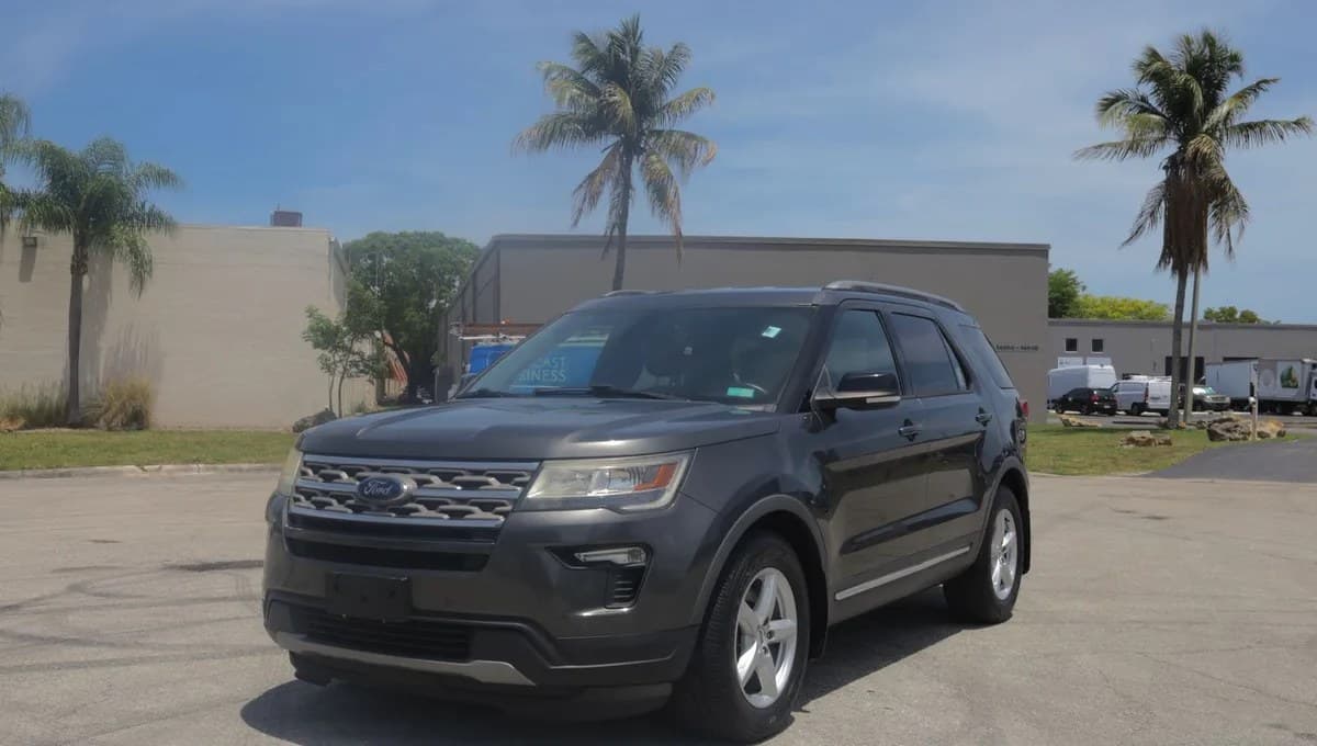 2018 FORD EXPLORER XLT 2