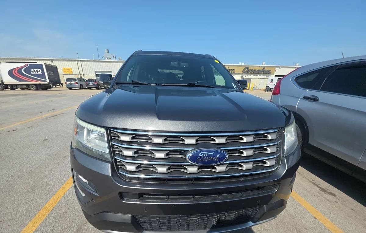 2017 FORD EXPLORER XLT 3