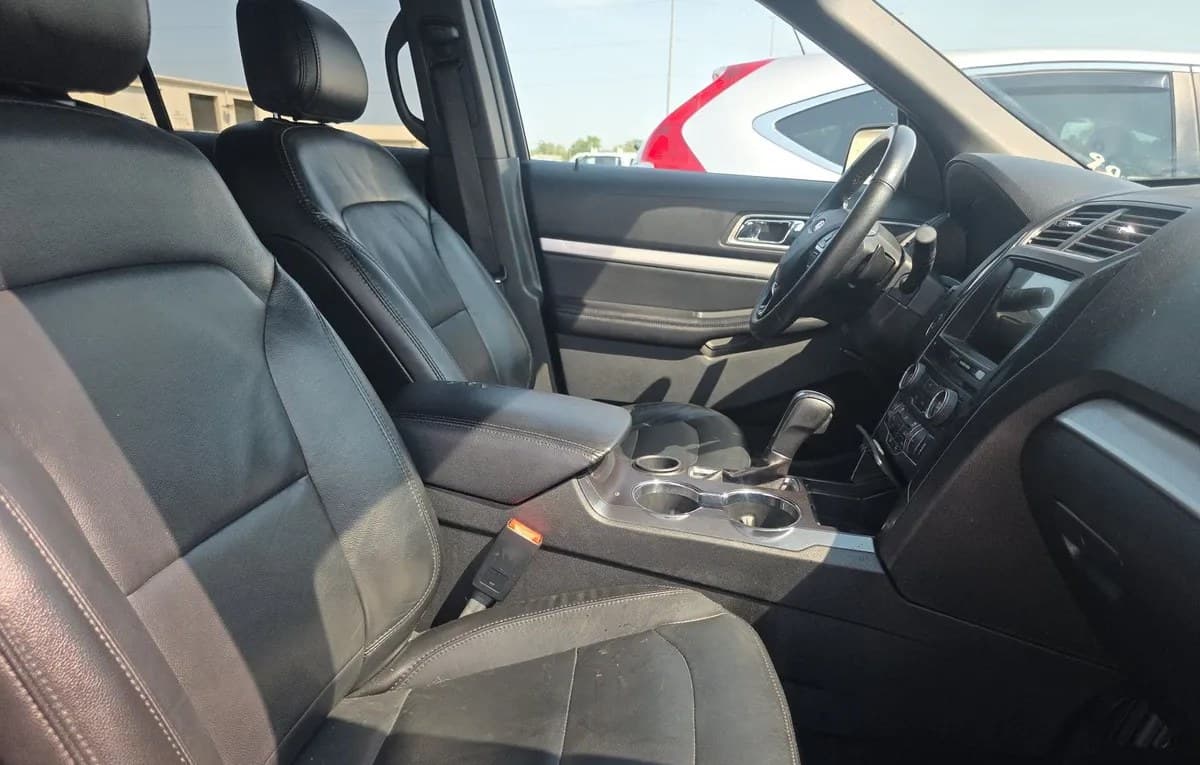 2017 FORD EXPLORER XLT 5