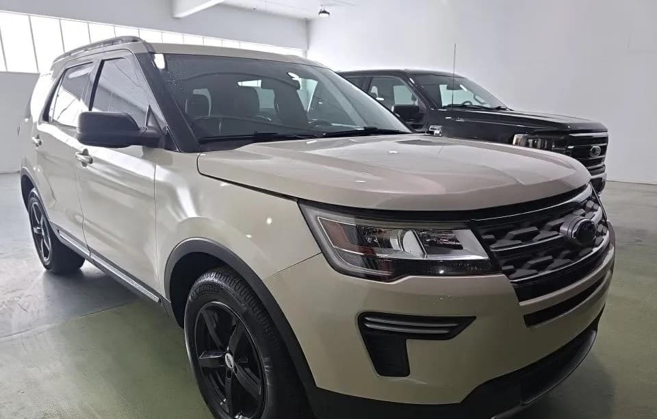 2018 FORD EXPLORER XLT 4