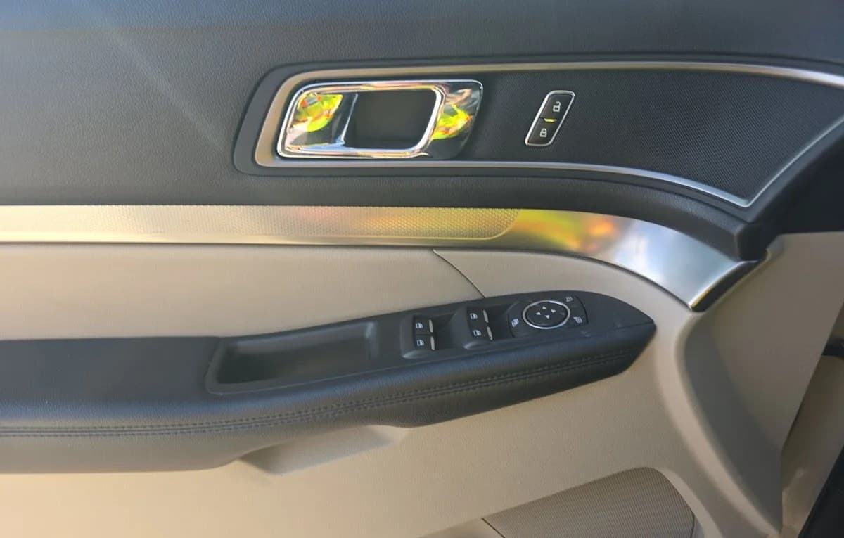 2018 FORD EXPLORER XLT 6