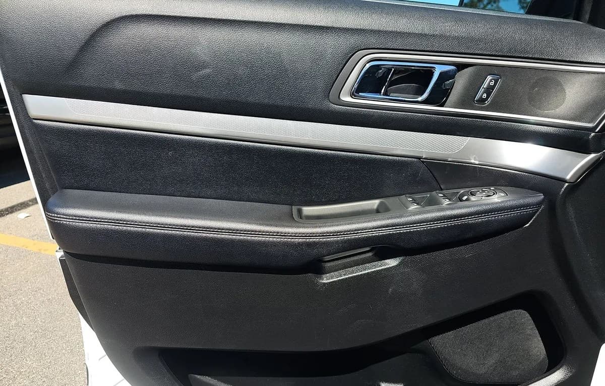 2017 FORD EXPLORER XLT 6