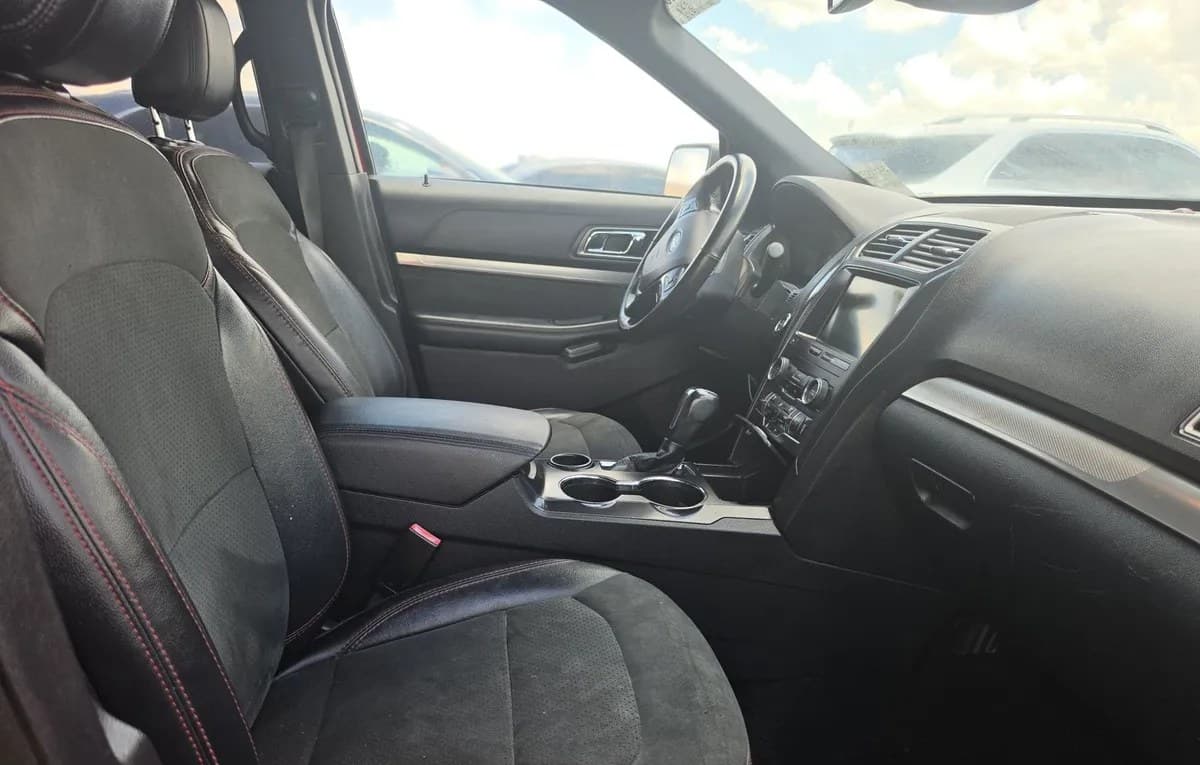 2019 FORD EXPLORER XLT 5
