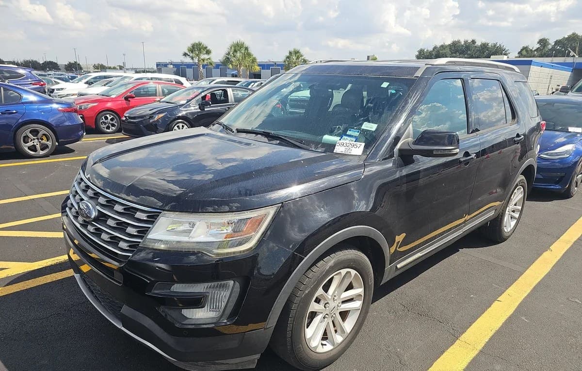2017 FORD EXPLORER XLT 2