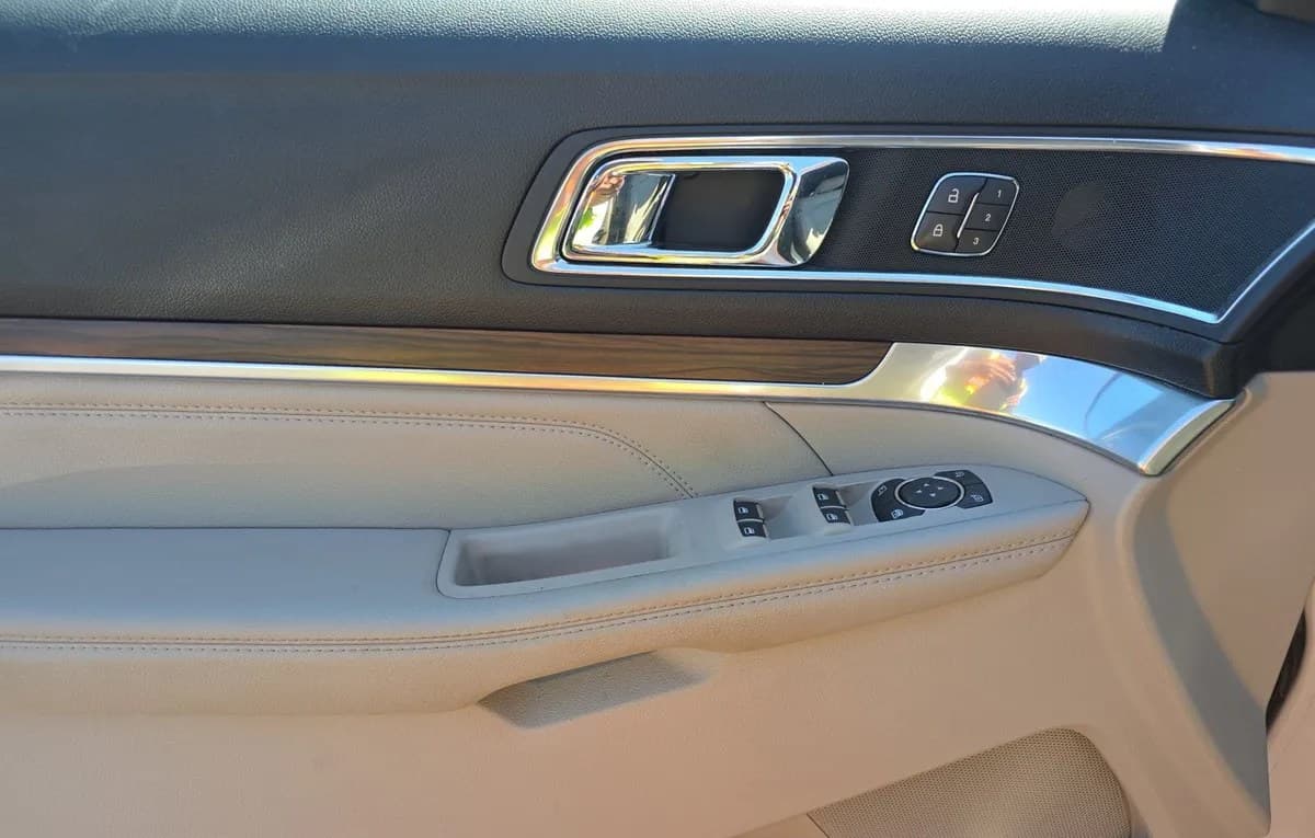 2019 FORD EXPLORER Limited 6