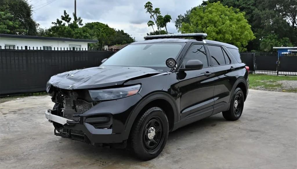 2022 FORD POLICE INTERCEPTOR UTILITY Base 2