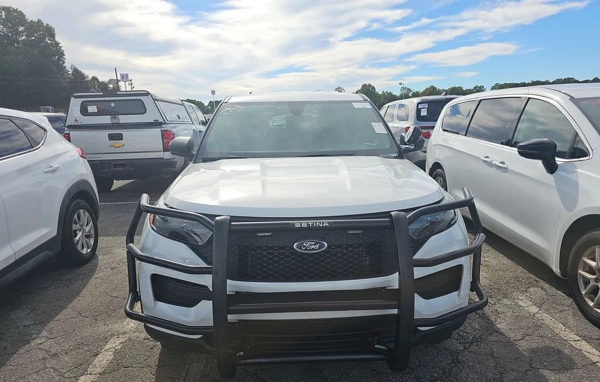 2023 FORD POLICE INTERCEPTOR UTILITY Base 3