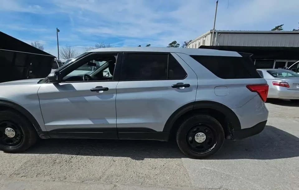 2021 FORD POLICE INTERCEPTOR UTILITY Base 4