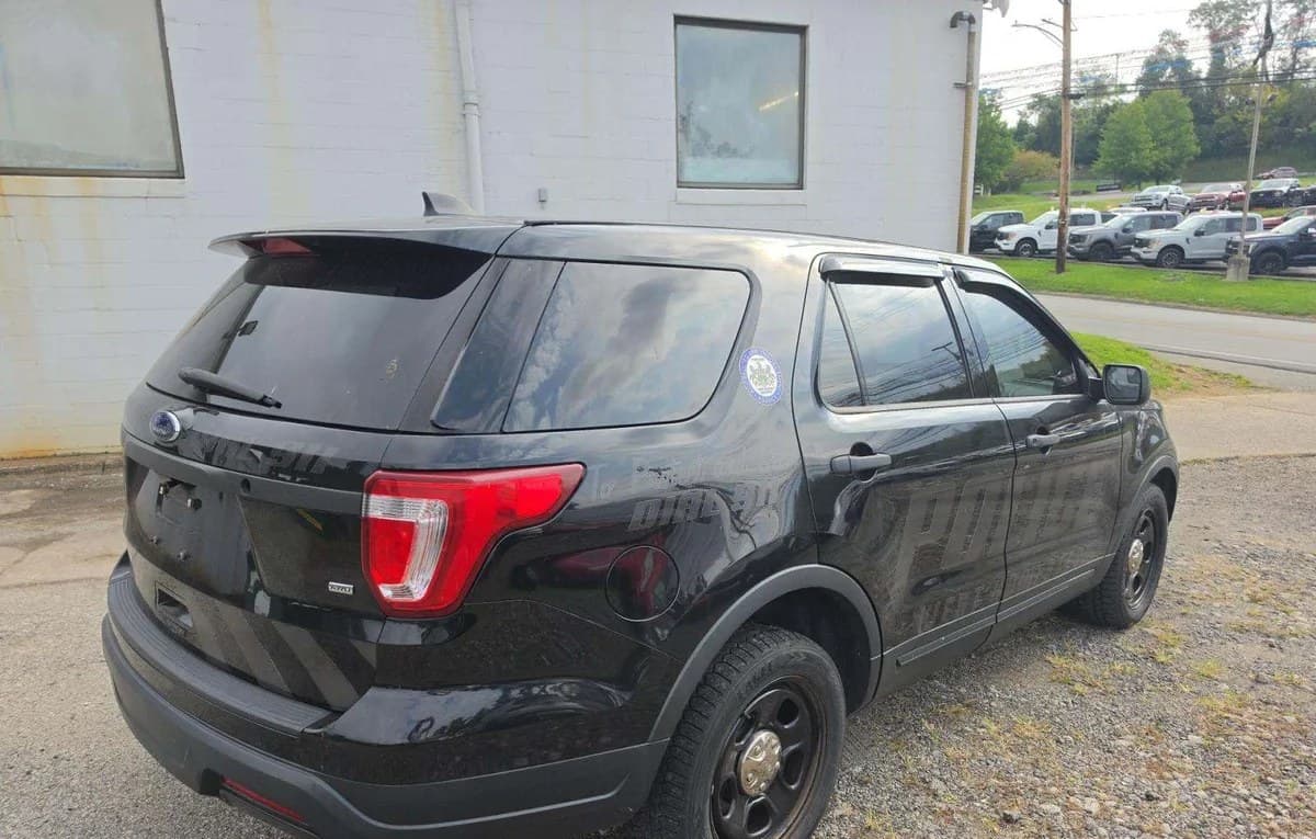 2018 FORD POLICE INTERCEPTOR UTILITY Base 4