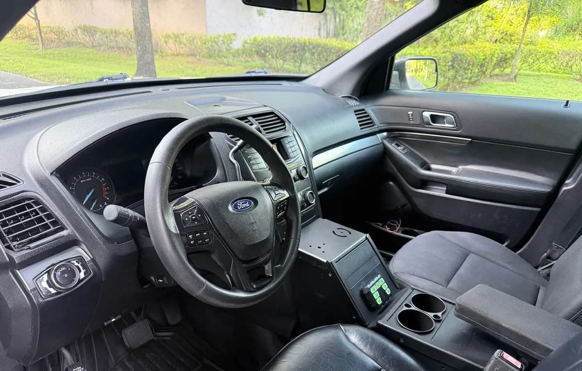 2019 FORD POLICE INTERCEPTOR UTILITY Base 5