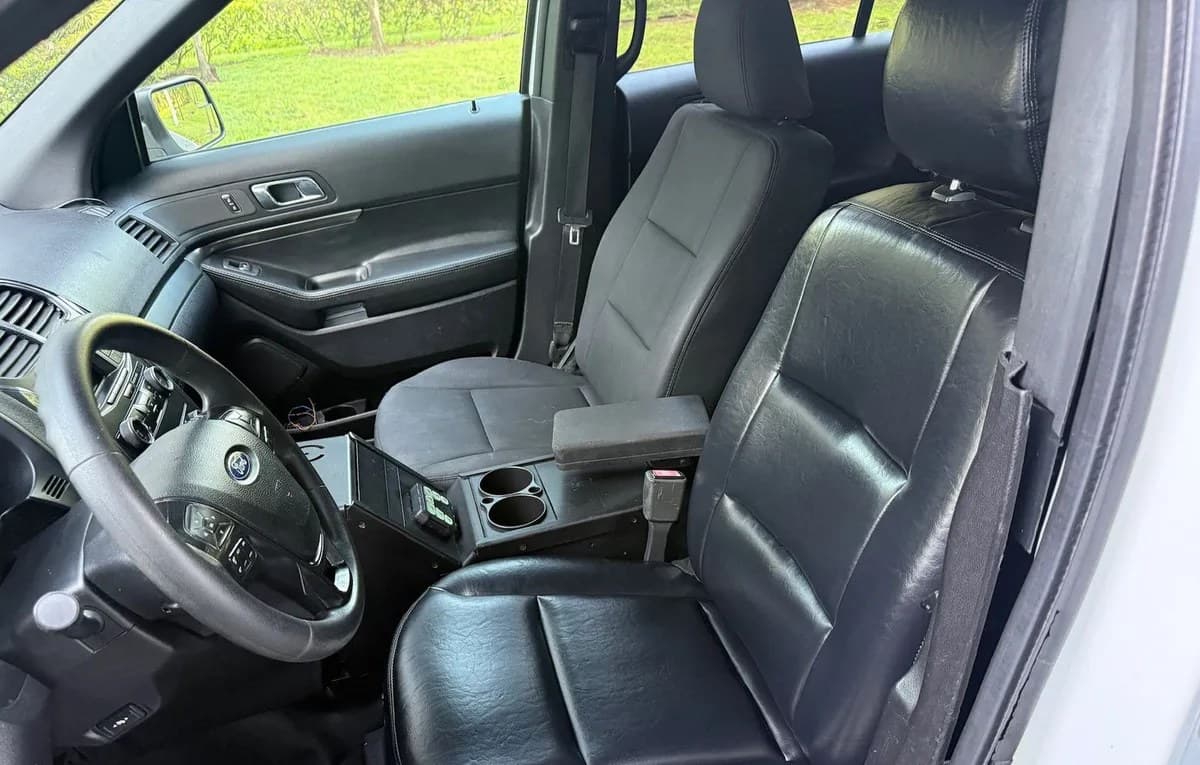 2019 FORD POLICE INTERCEPTOR UTILITY Base 6