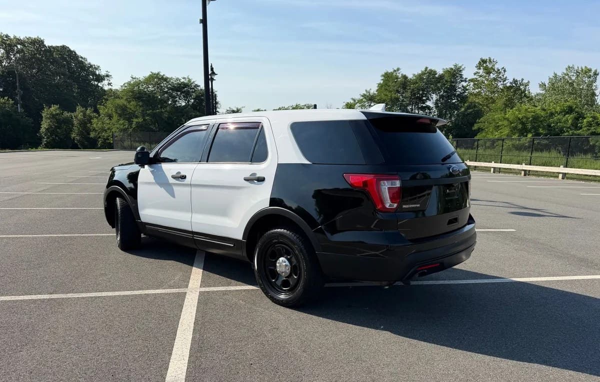 2017 FORD POLICE INTERCEPTOR UTILITY Base 3