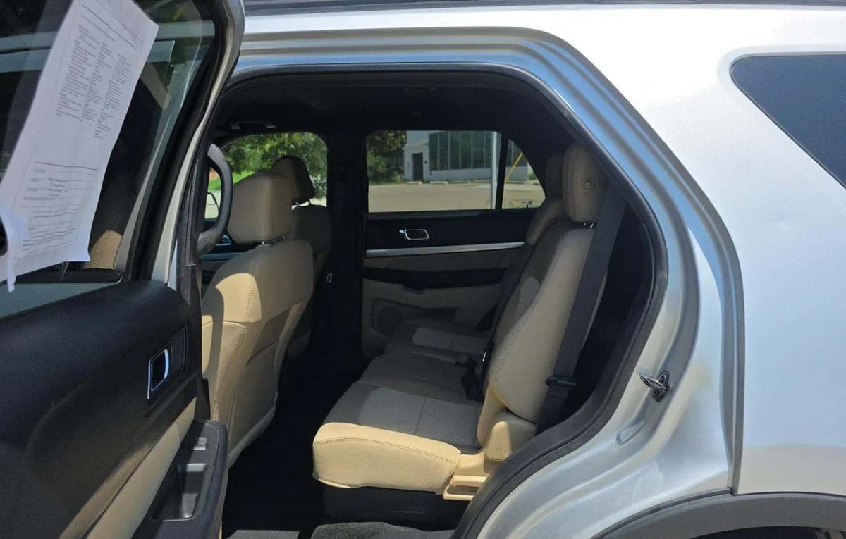2017 FORD EXPLORER Base 7