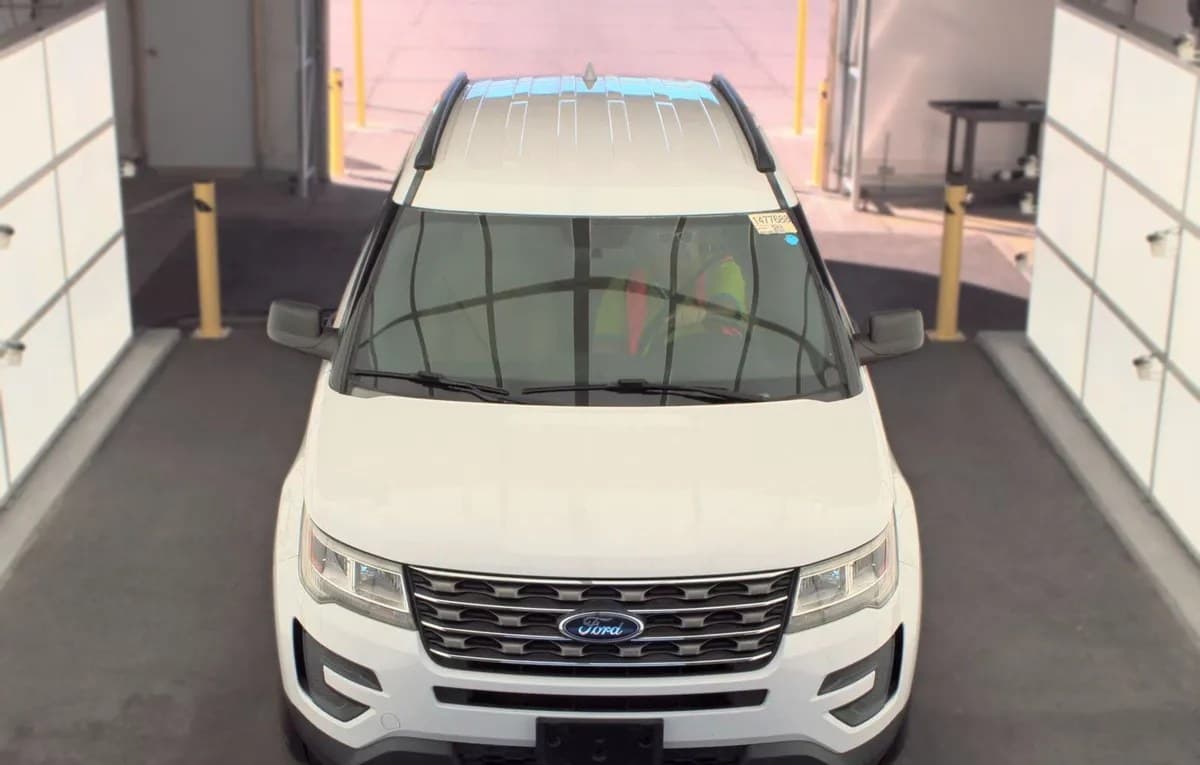 2017 FORD EXPLORER Base 3