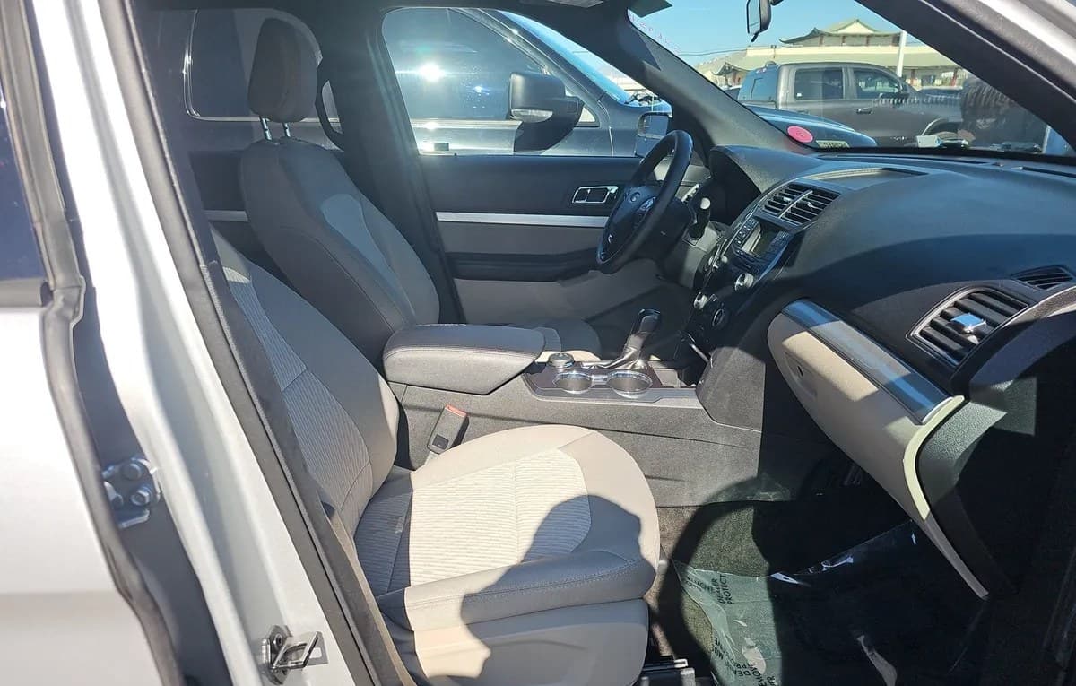 2018 FORD EXPLORER Base 5