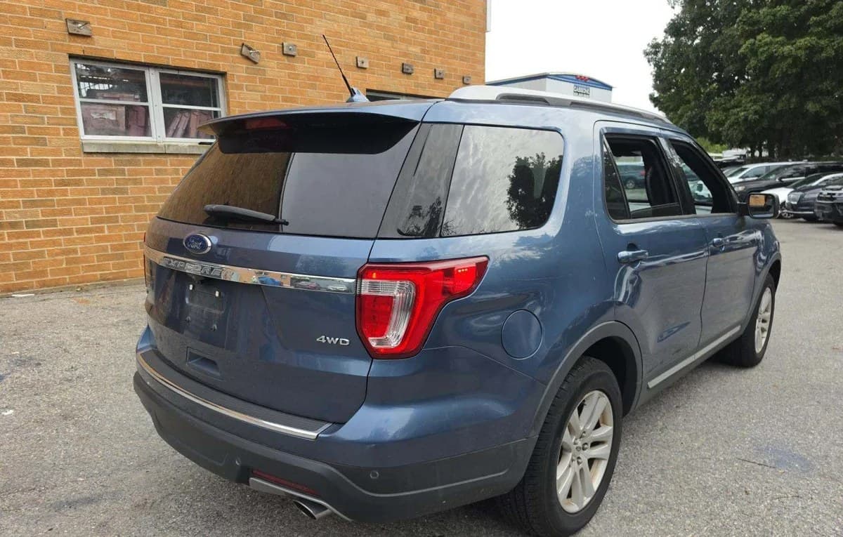 2018 FORD EXPLORER XLT 4
