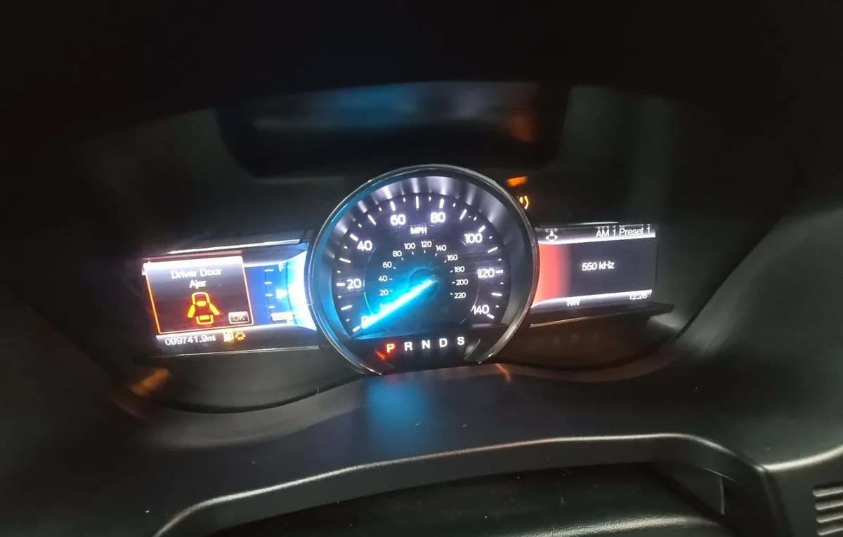 2017 FORD EXPLORER XLT 6