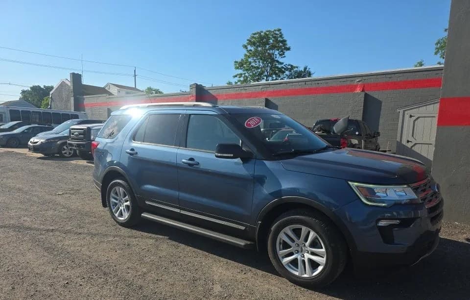 2018 FORD EXPLORER XLT 4