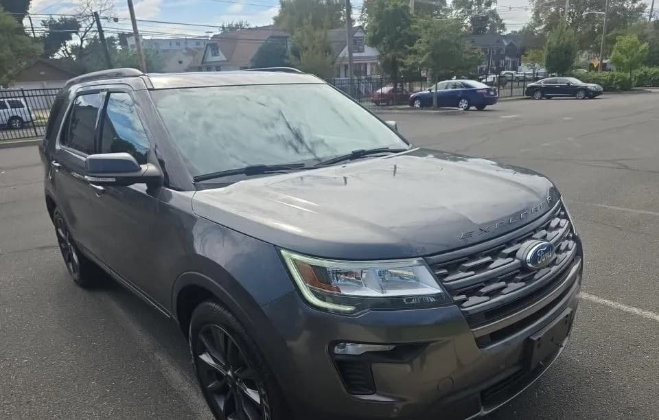 2018 FORD EXPLORER XLT 4