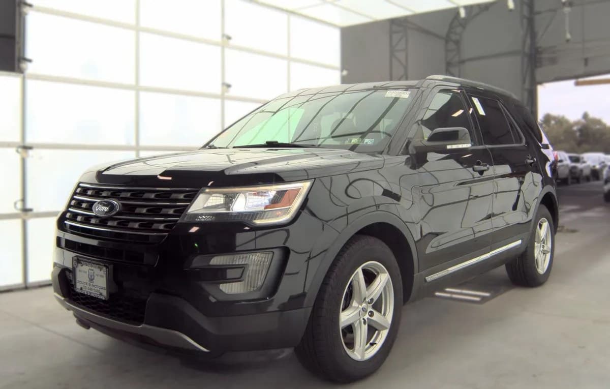 2017 FORD EXPLORER XLT 2