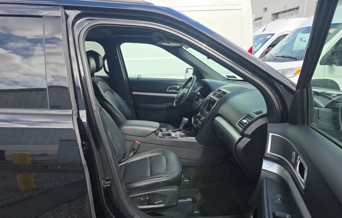 2017 FORD EXPLORER XLT 5
