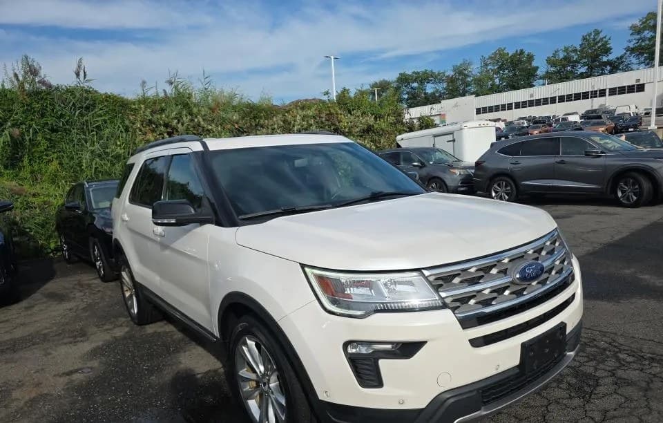 2018 FORD EXPLORER XLT 4