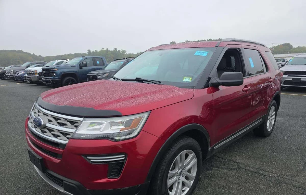 2019 FORD EXPLORER XLT 2