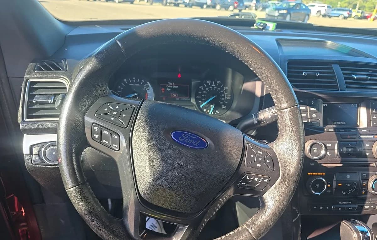 2017 FORD EXPLORER XLT 7