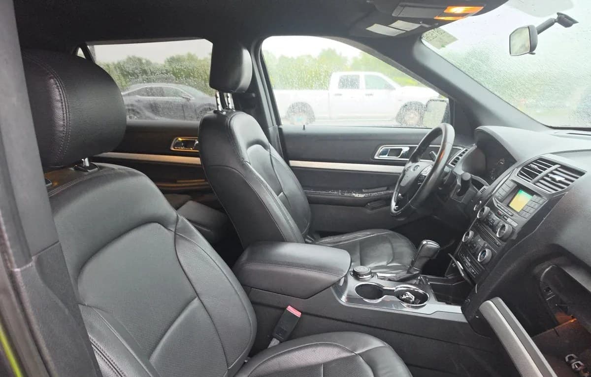 2017 FORD EXPLORER XLT 5