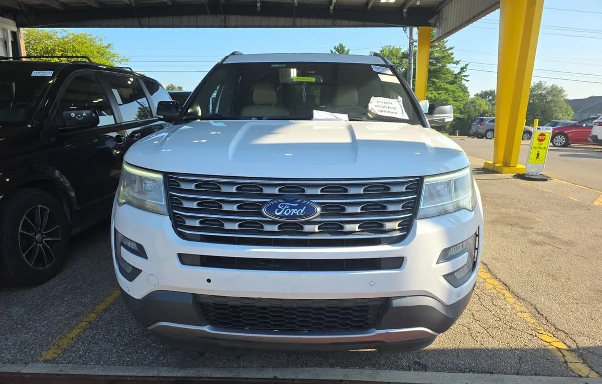 2017 FORD EXPLORER XLT 2