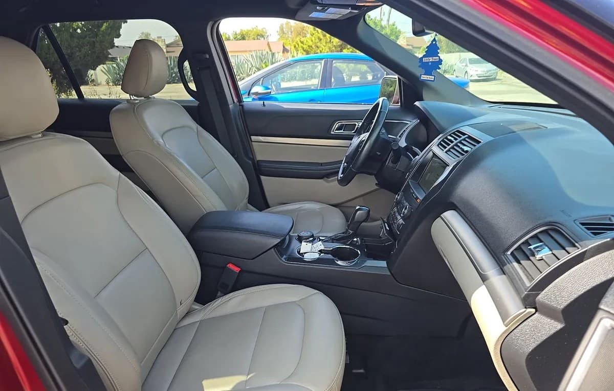 2019 FORD EXPLORER XLT 5