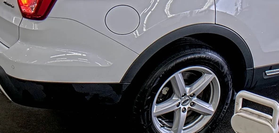 2017 FORD EXPLORER XLT 5