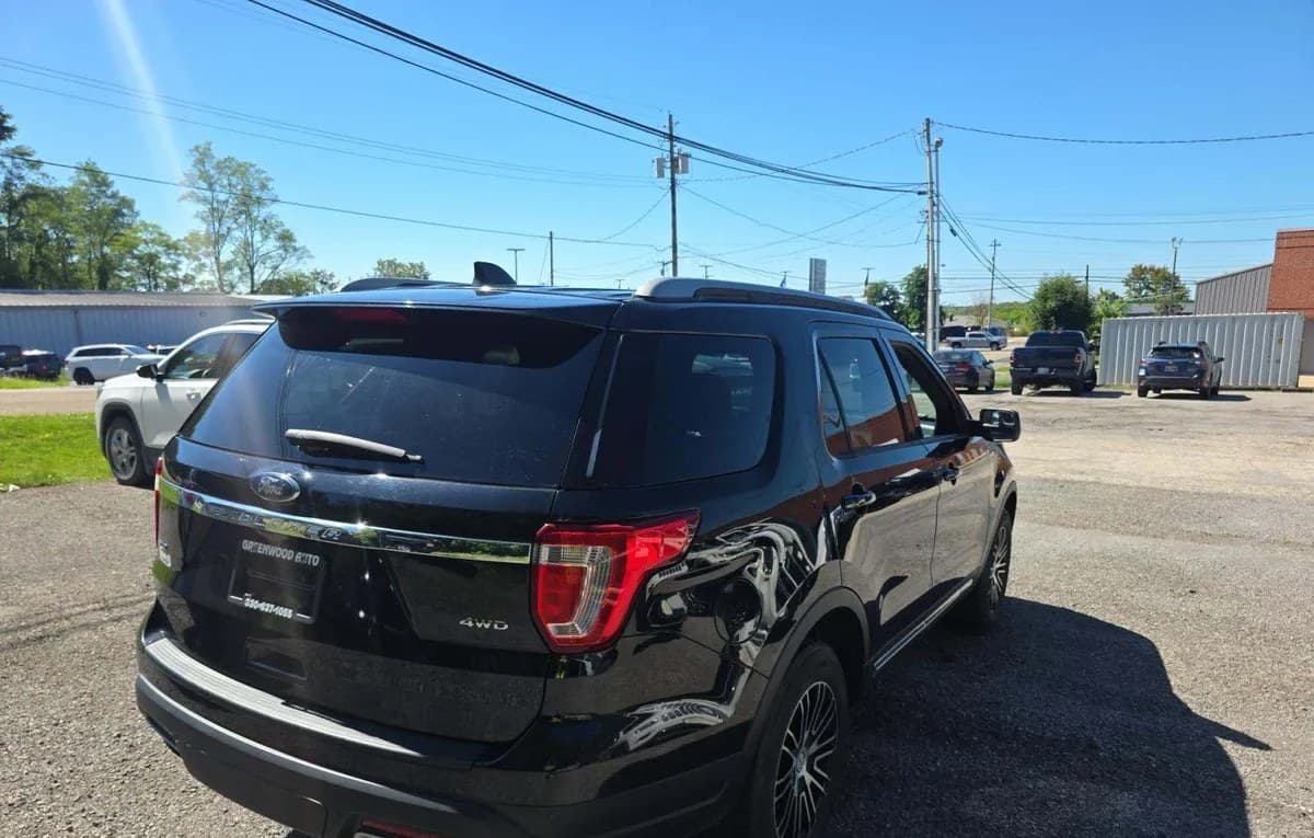 2018 FORD EXPLORER XLT 4